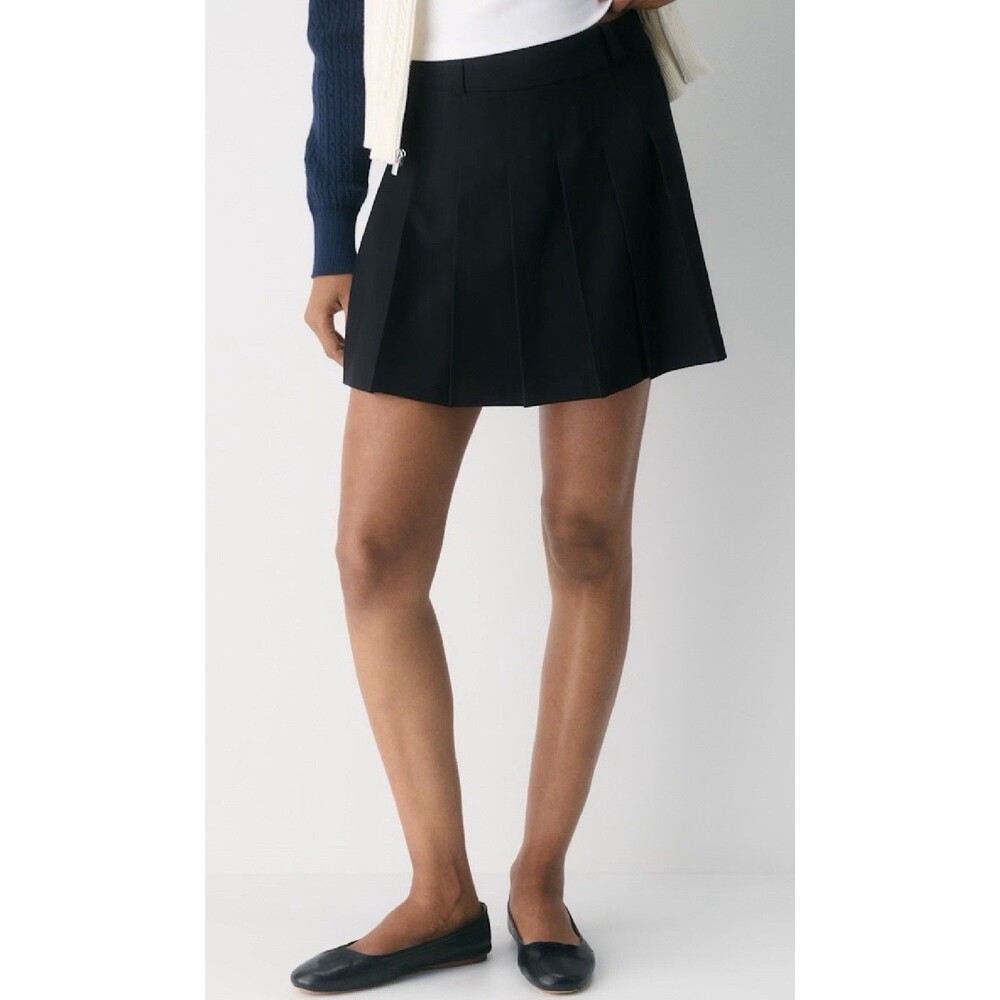 Aritzia Sunday Best Black Pleated Micro Skirt Size 6 EUC